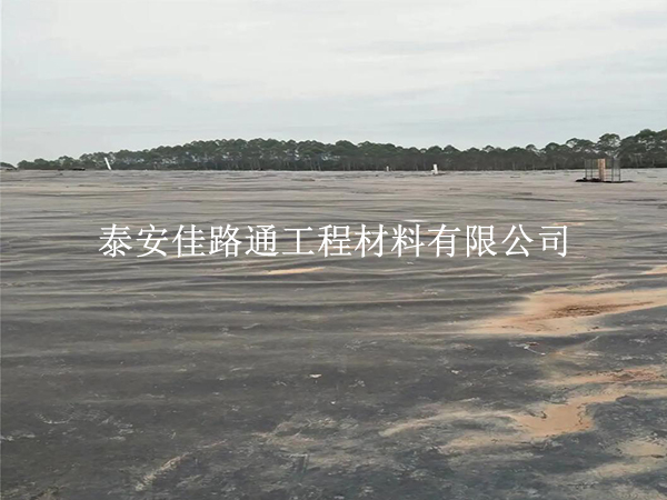 沼氣池黑膜運輸“三字訣”：穩(wěn)、護、查